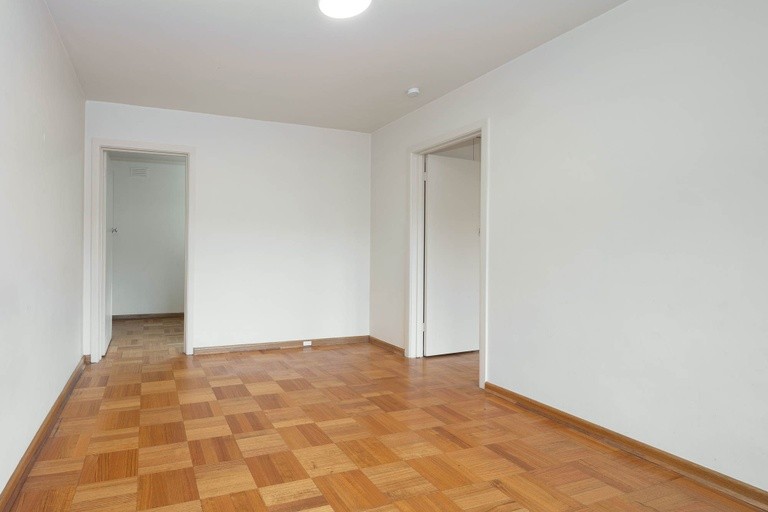 Photo of property at 1218 Dandenong Road, MURRUMBEENA